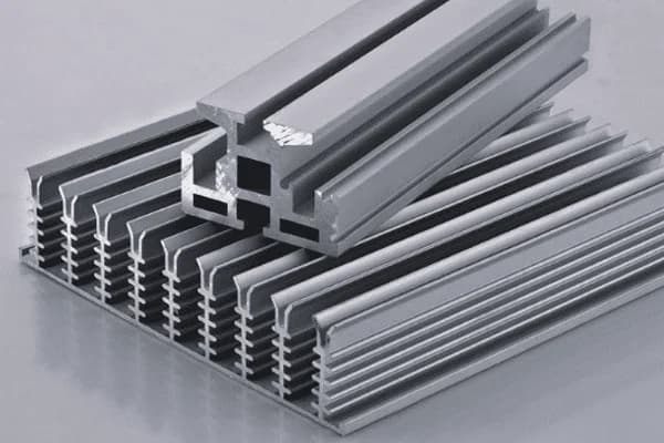 Aluminum prototypes:manufacturing processes and industrial benefits